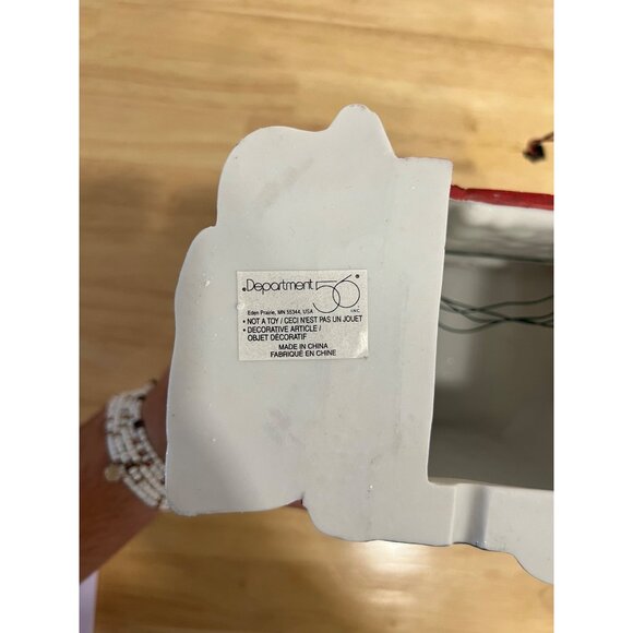 Department 56 North Pole Series "Loading The Sleigh" Loading Dock - Lights Work - Picture 7 of 7